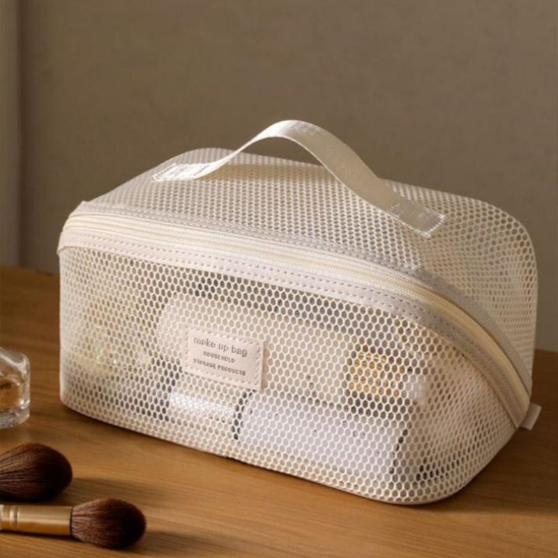 Bolsa de Maquillaje de Viaje d - Luxury Skincare Items reseña y precio